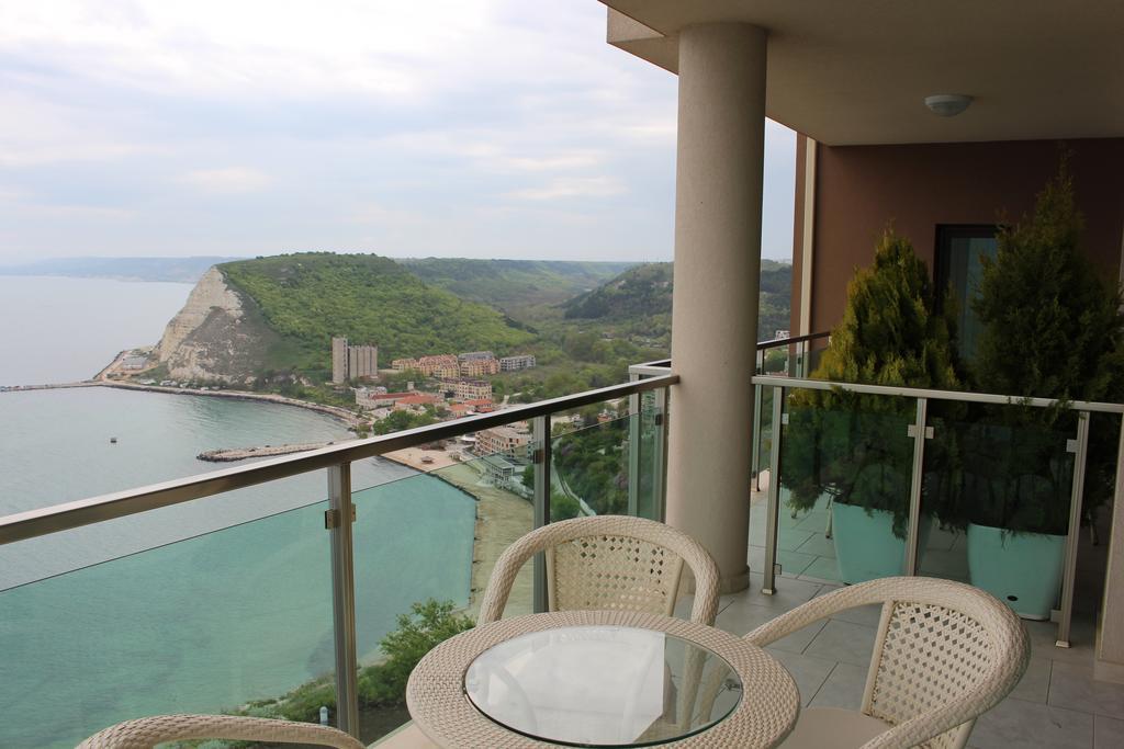 Calithea Complex Aparthotel Καβάρνα Εξωτερικό φωτογραφία