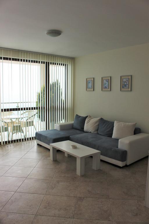 Calithea Complex Aparthotel Καβάρνα Εξωτερικό φωτογραφία